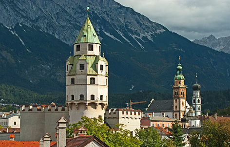 Blick auf die Altstadt von Hall in Tirol
