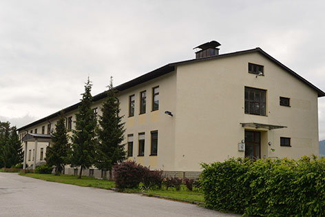 Frundsbergkaserne , Kaserne Vomp