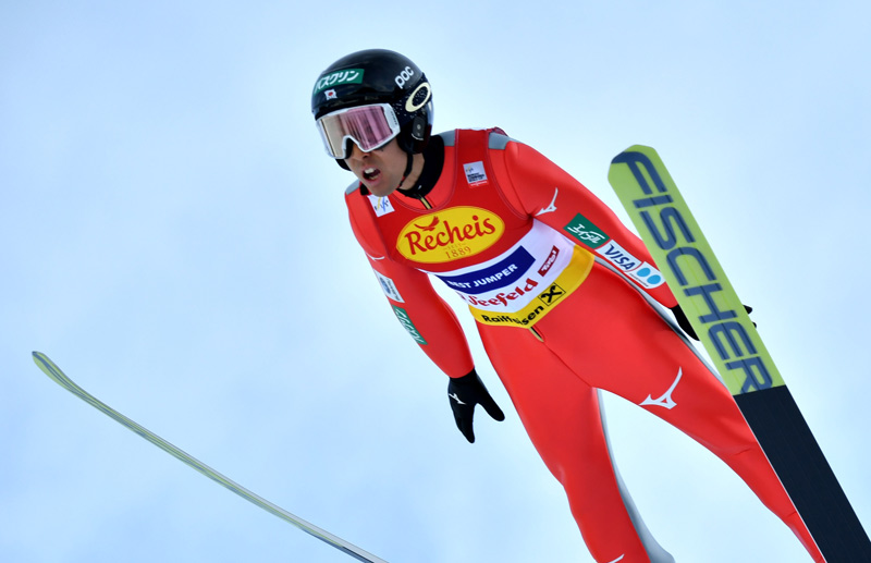 Akito Watabe beim Skisprung
